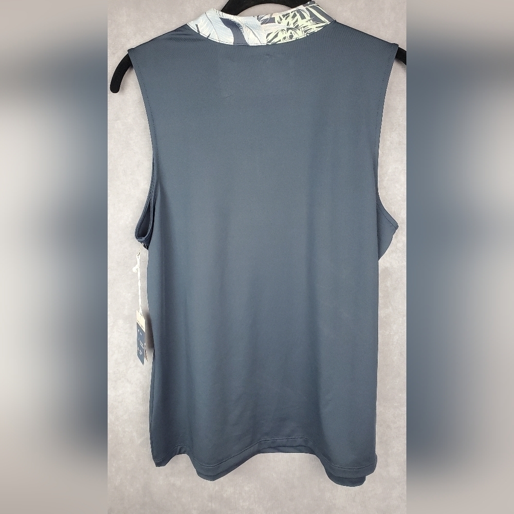Tommy Bahama Golf Lightweight 3/4 zipper Sleevless Women's Top SZ L - Picture 3 of 10